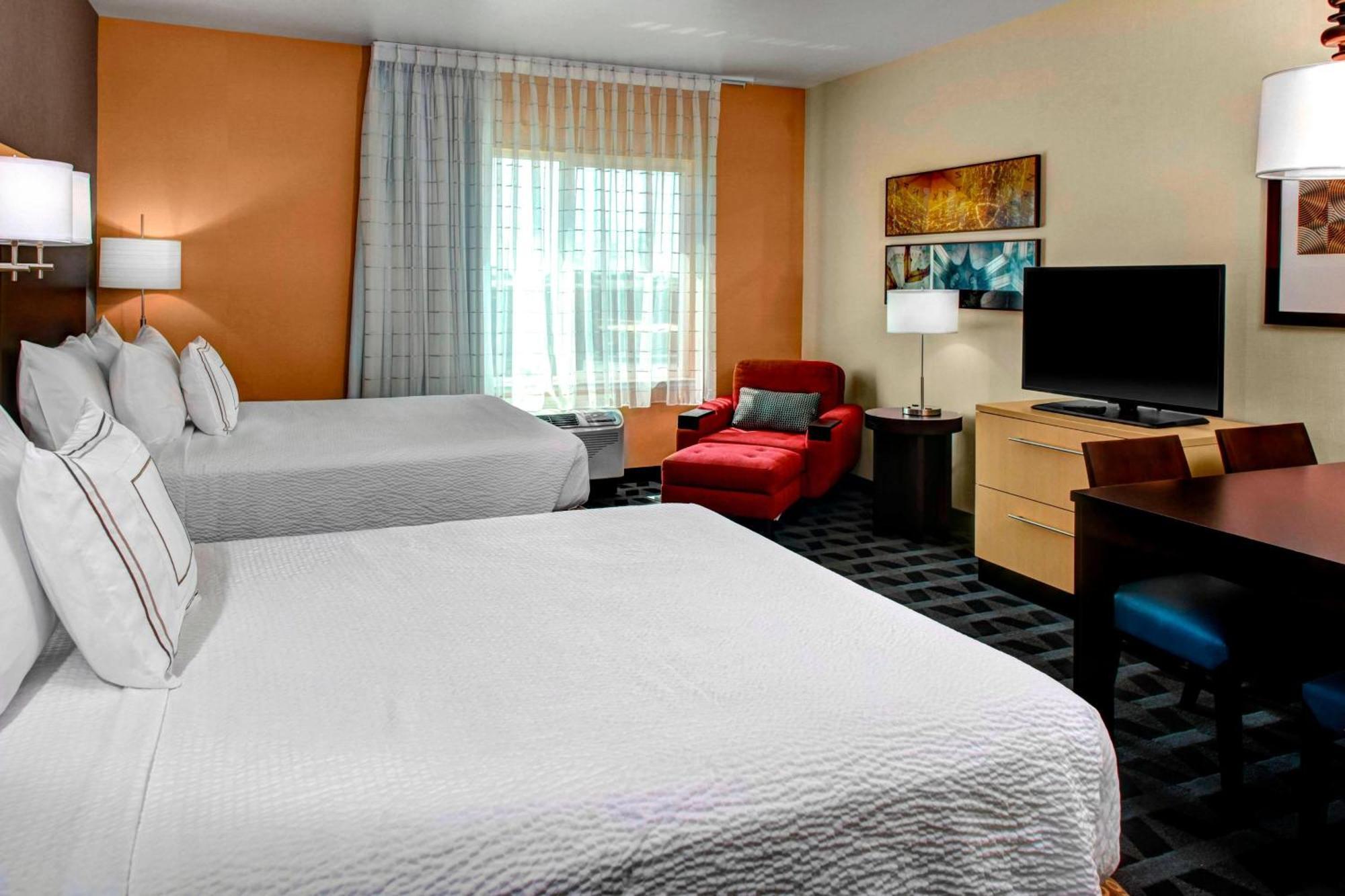 Towneplace Suites By Marriott Bakersfield West Eksteriør billede