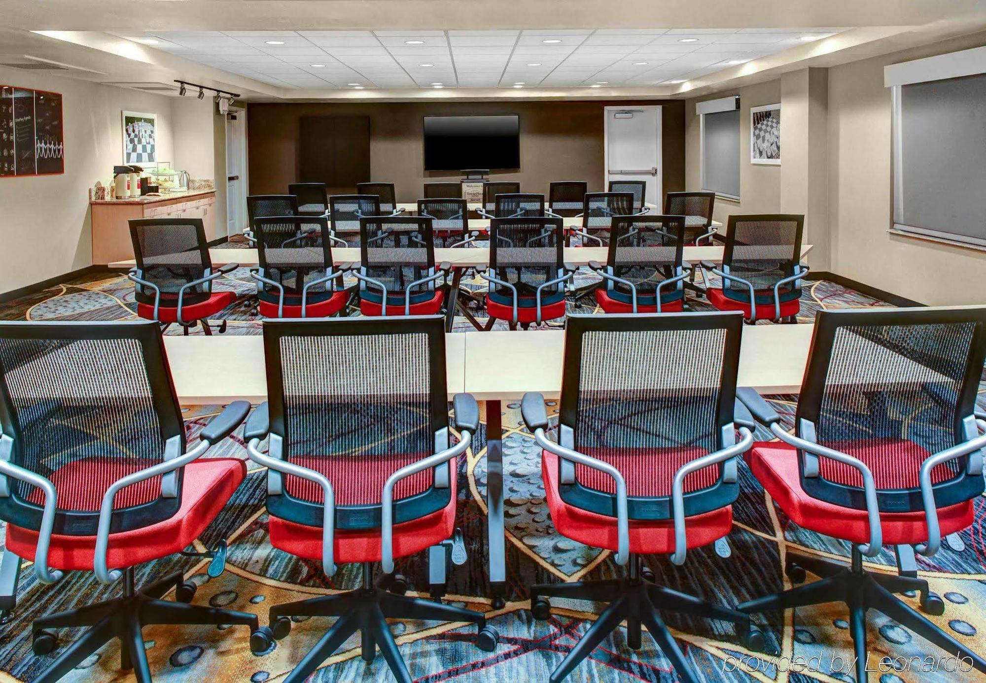 Towneplace Suites By Marriott Bakersfield West Eksteriør billede